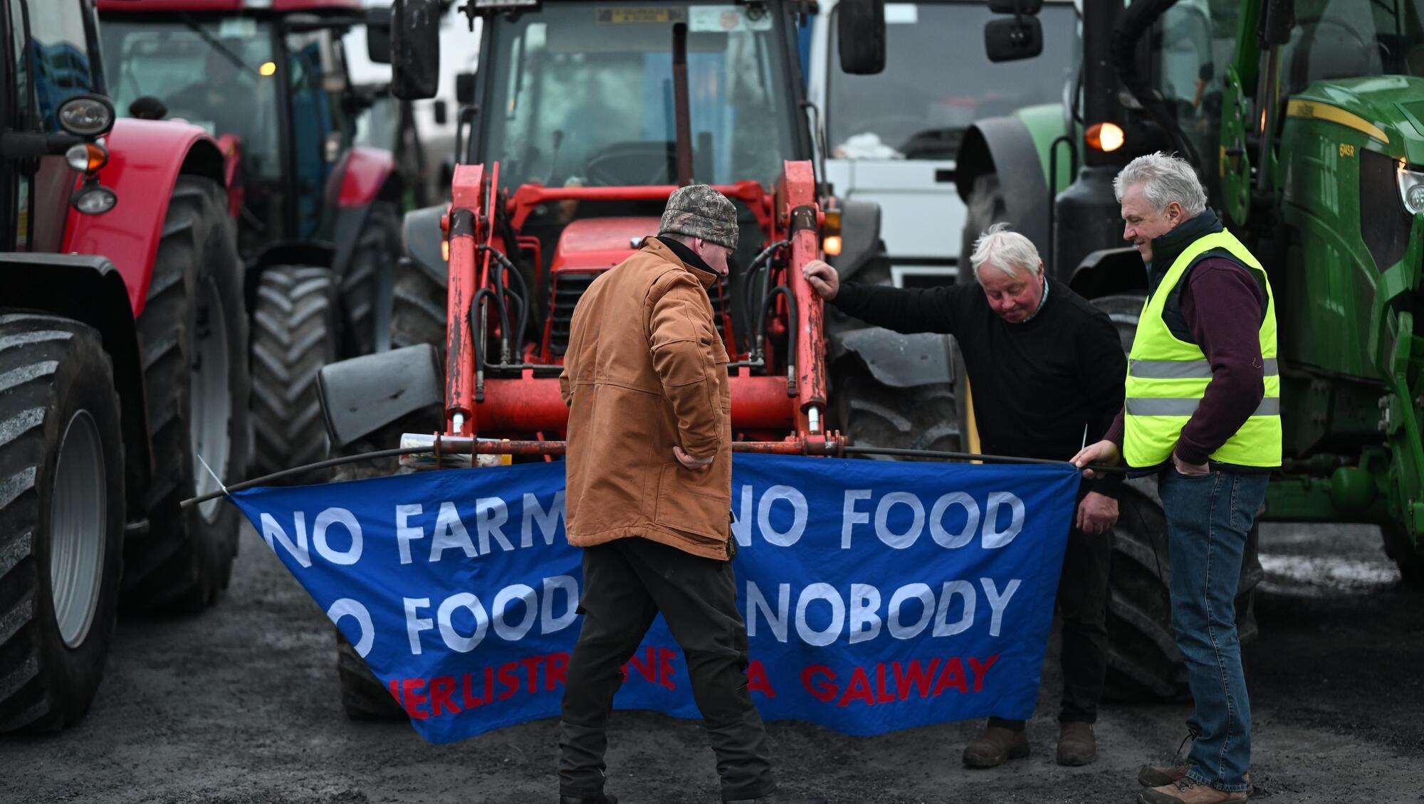 IFA protests to continue with farmers targeting council meetings