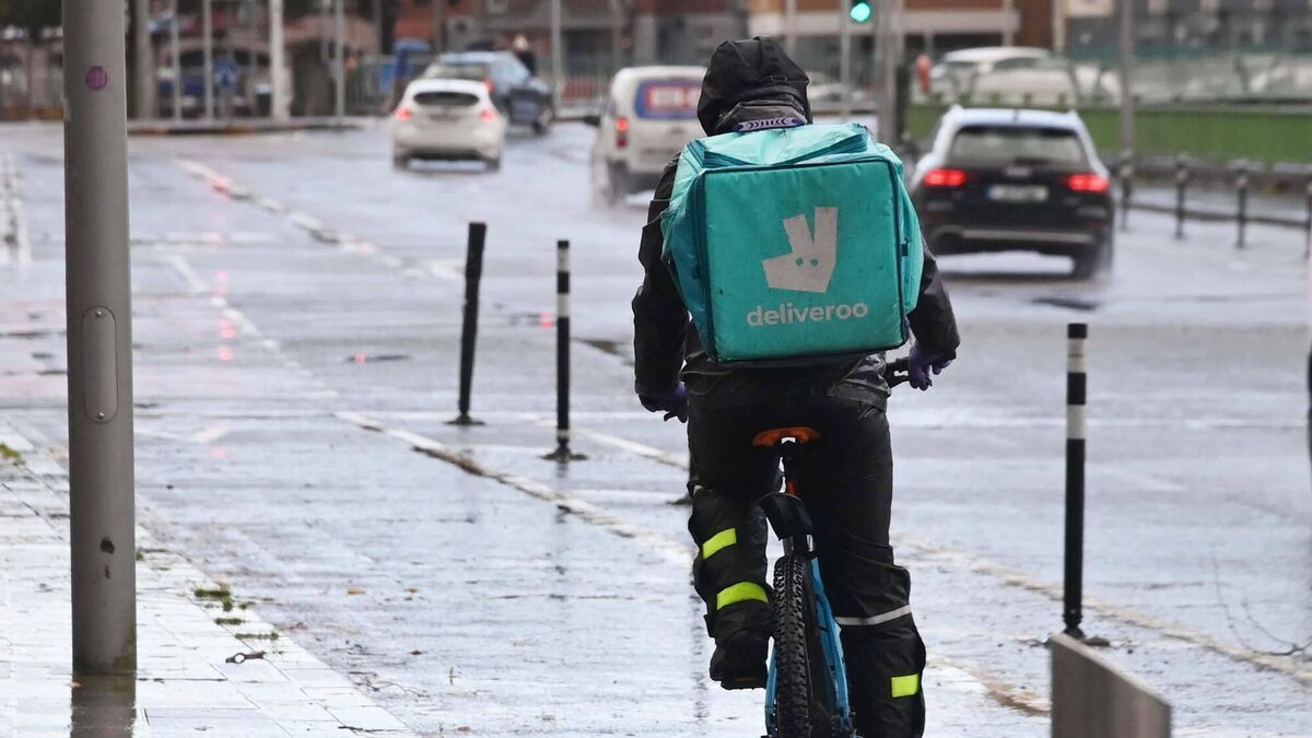 'This is not fair payment': Food delivery workers in Cork and Dublin to strike on Valentine's night - Vimarsana News