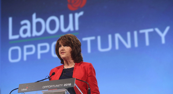 Tánaiste to call on Europe to ease Ireland's spending restrictions