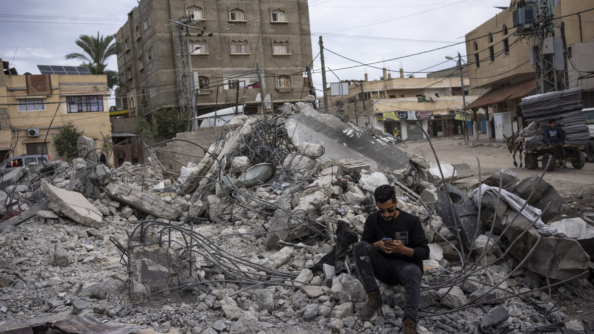 Elaine Loughlin: Disinformation an Israeli tactic to shield eyes from true extent of suffering in Gaza - Vimarsana News