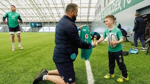 <p>STEVIE WONDER: Ireland Head Coach Andy Farrell meets Stevie Mulrooney and presents him with a signed jersey. Pic Credit: James Crombie, Inpho.</p>