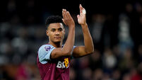 Fulham v Aston Villa - Premier League - Craven Cottage