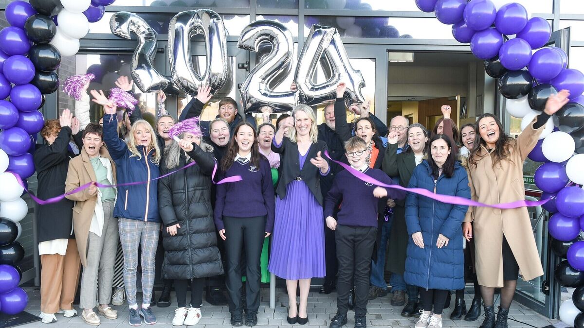 Hundreds of East Cork students celebrate moving into new €40m campus - Vimarsana News