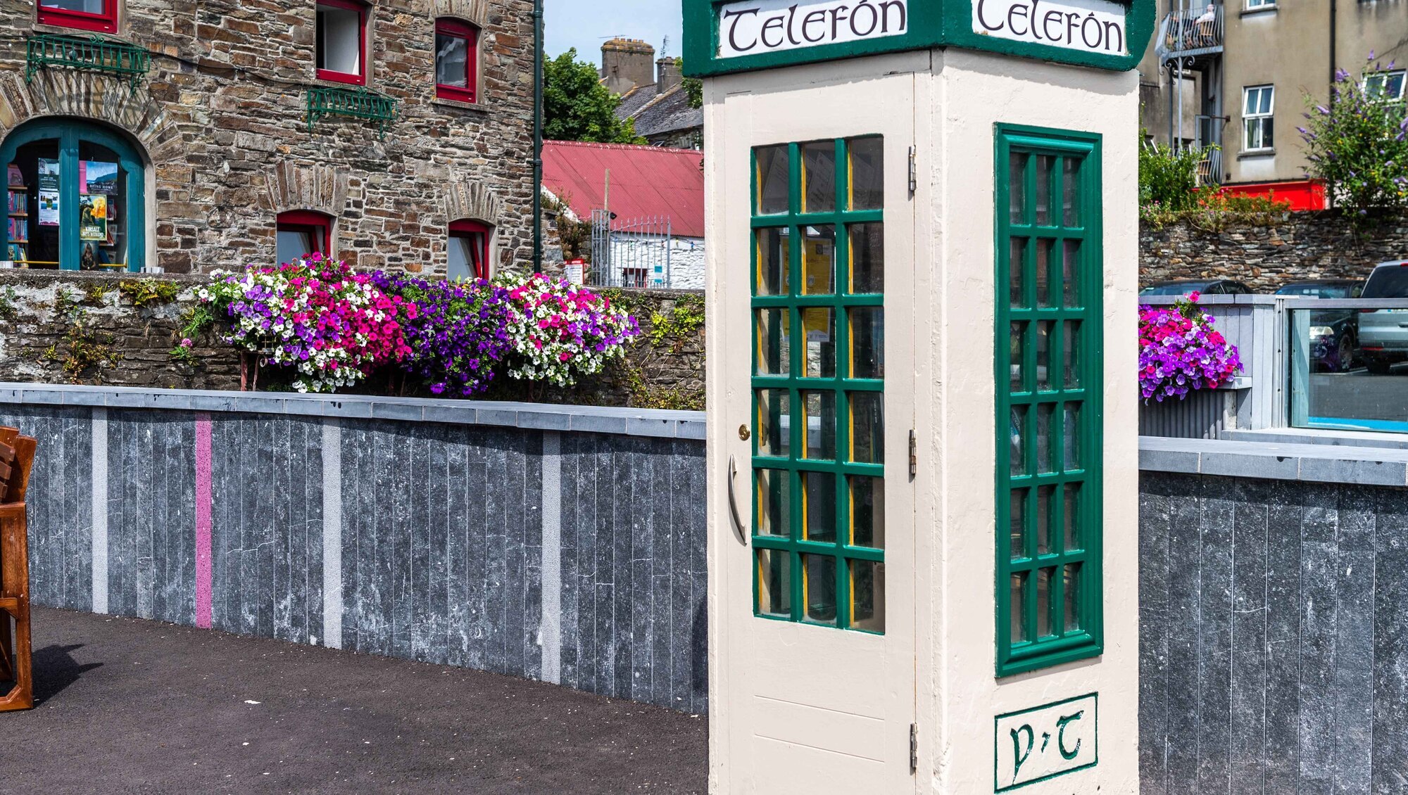 Ringing the changes: Ireland's remaining public pay phones to be decommissioned this year
