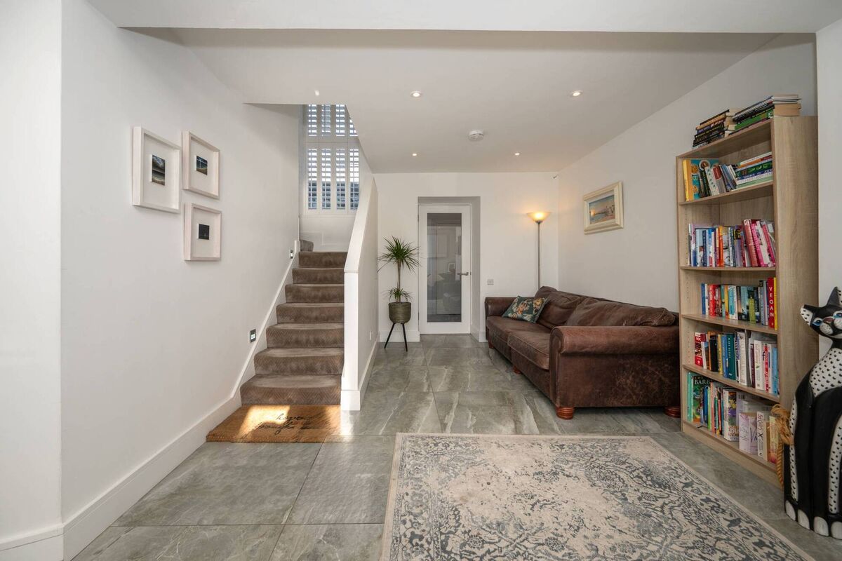 Living room area Living room area
