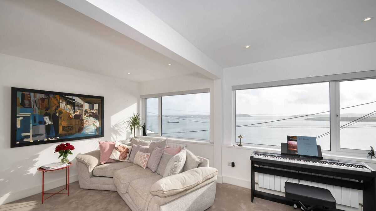 Madeover Cobh home is a €450,000 dazzler - and so are the views - Vimarsana News