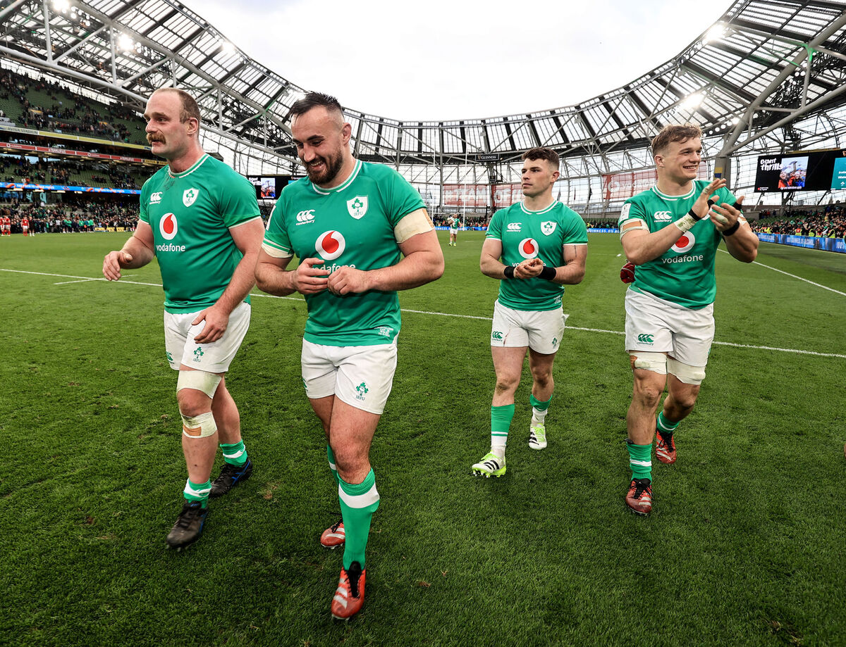 Ireland’s Oli Jager, Ronan Kelleher, Calvin Nash and Josh Van der Flier applaud fans after the game. Ireland’s Oli Jager, Ronan Kelleher, Calvin Nash and Josh Van der Flier applaud fans after the game.