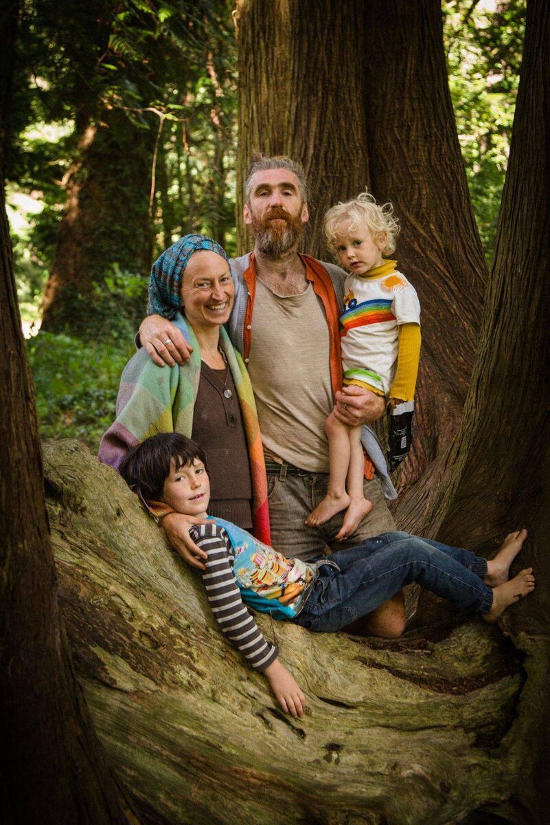 Siobhan de Paor with her partner Diarmuid Lyng and their children Uisne and Éiriú. Picture: Aoise Tutty Jackson Siobhan de Paor with her partner Diarmuid Lyng and their children Uisne and Éiriú. Picture: Aoise Tutty Jackson