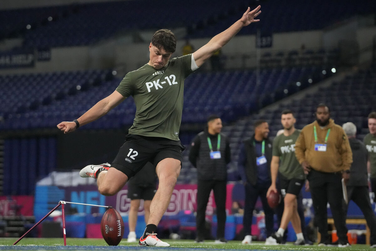 Charlie Smyth at the NFL Combine in Lucas Oil Stadium, Indianapolis
                        Pic: ©INPHO/USA TODAY Sports/Kirby Lee