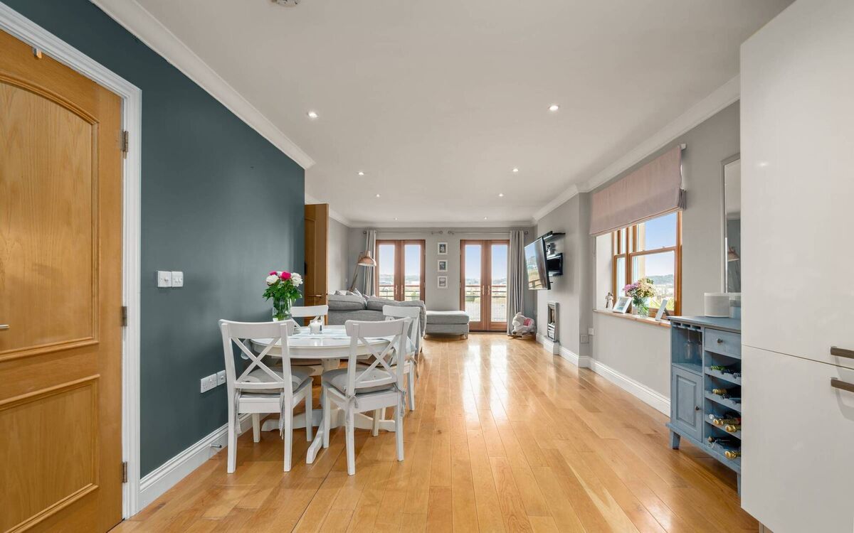 10 The Estuary, Rochestown Road