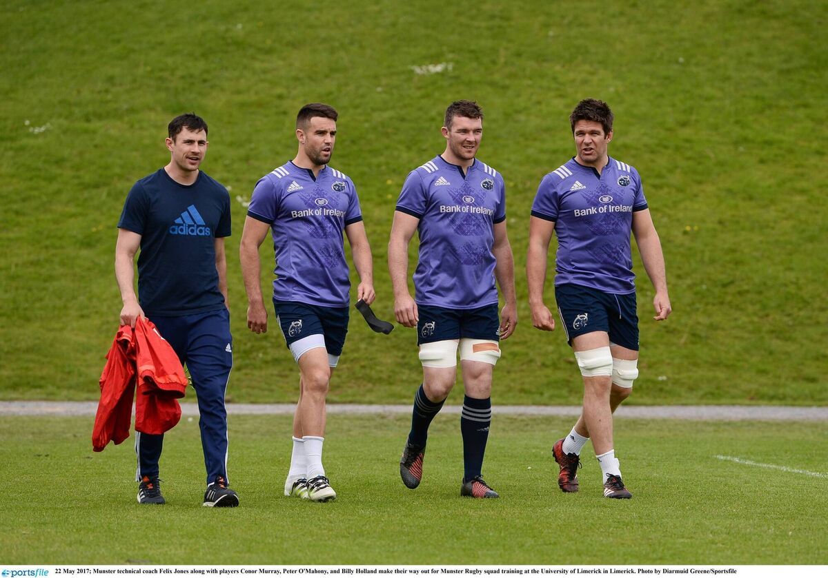 22 May 2017; Munster technical coach Felix Jones along with players Conor Murray, Peter O'Mahony, and Billy Holland. Picture: Diarmuid Greene/Sportsfile