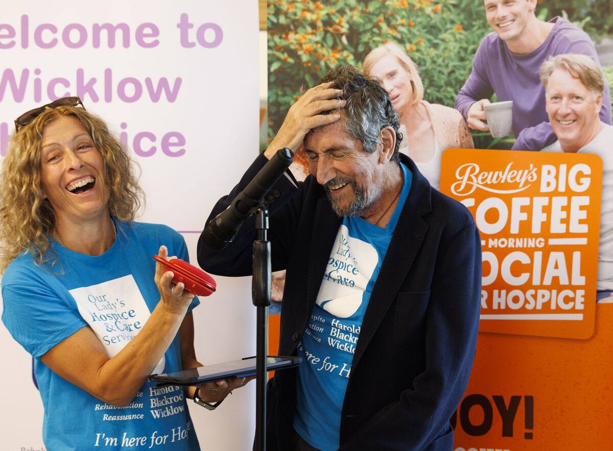 Charlie Bird with his wife Claire at Wicklow Hospice. Picture: Andres Poveda. Charlie Bird with his wife Claire at Wicklow Hospice. Picture: Andres Poveda.