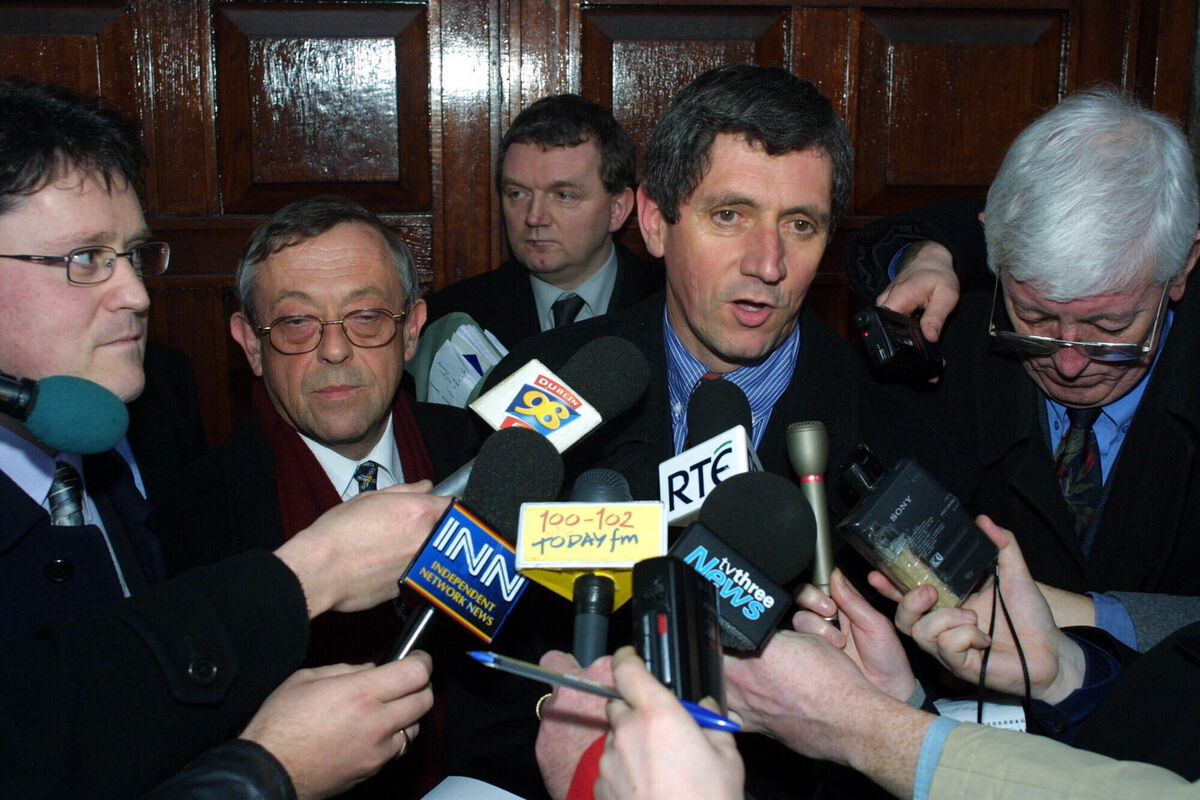 Charlie Bird speaking to reporters outside the High Court 