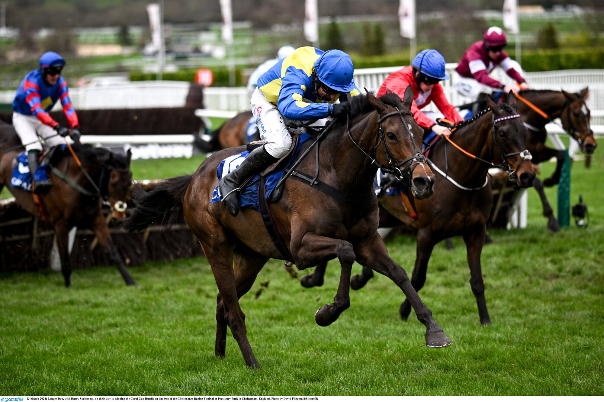 Langer Dan becomes first horse to win two Coral Cups
