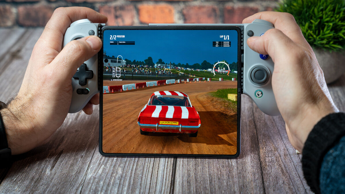 The Honor Magic V2 with the GameSir G8 controller is an excellent mobile gaming setup. Picture: Noel Campion.