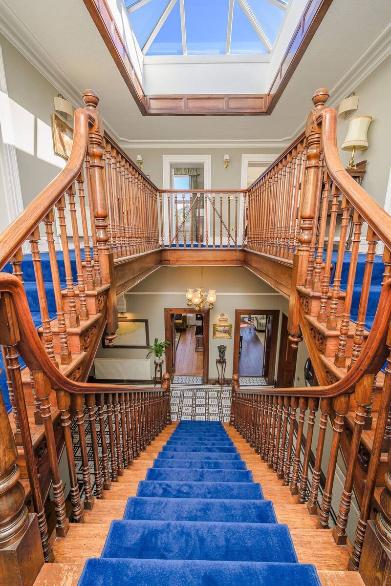 Stairs is the central 'set piece' with triple glazed overhead roof lantern Stairs is the central 'set piece' with triple glazed overhead roof lantern