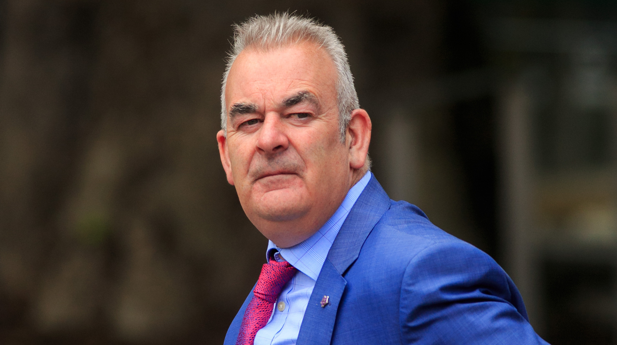 Two public sector unions vote to accept pay deal