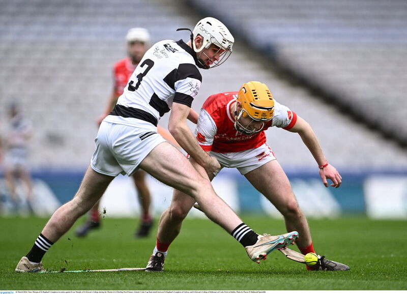 Vince Morgan of St Raphael's Loughrea in action against Evan Murphy of St Kieran's College. Photo by Piaras Ó Mídheach/Sportsfile