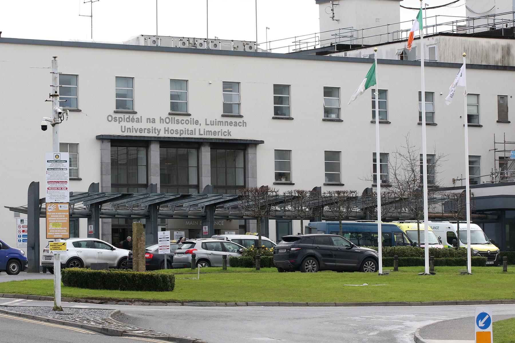 Flash protest takes place in reception of University Hospital Limerick