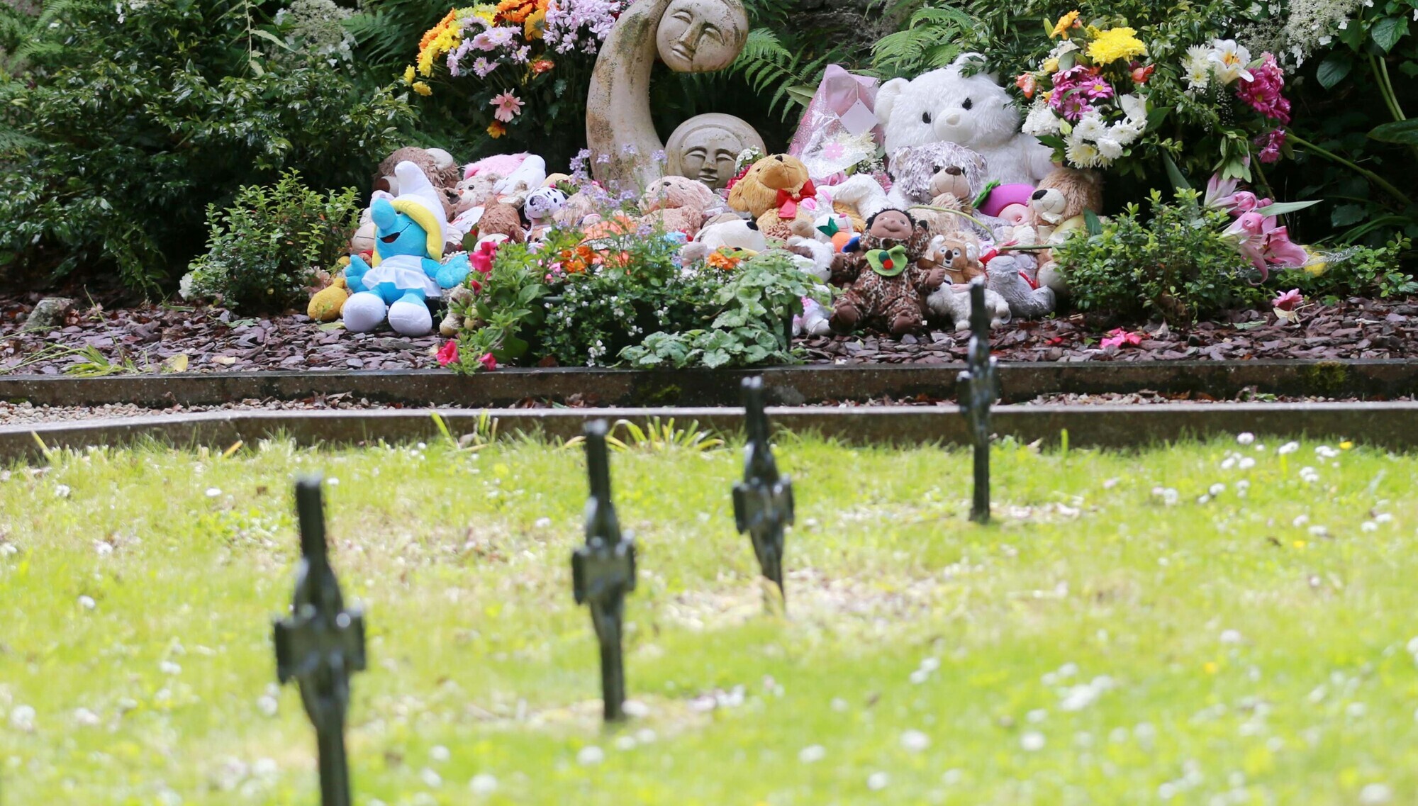 Controversial mother and baby home redress scheme opens
