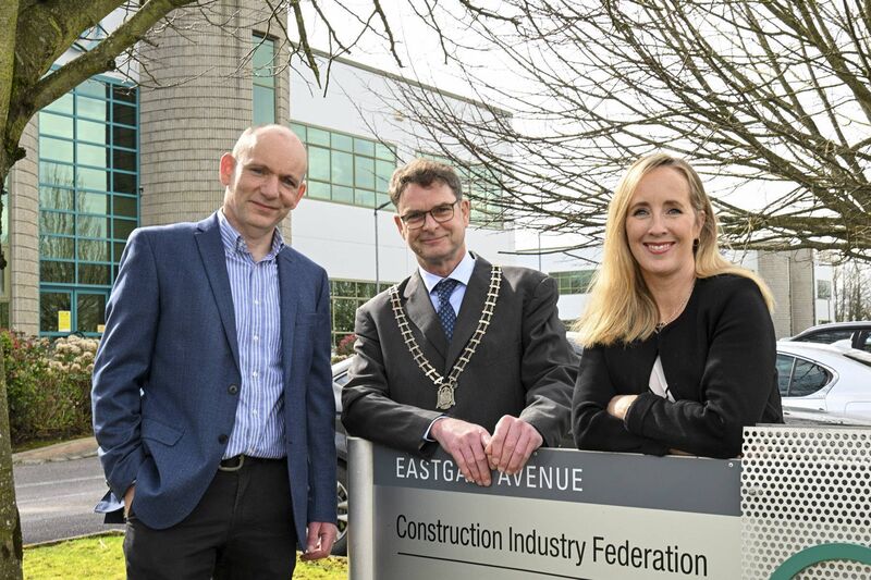 Kieran O'Donovan, outgoing chair, Simon O'Keeffe, new Cork region chair of the Construction Industry Federation, and Joanne Treacy, director, Southern Region of the CIF. Photo: Brian Lougheed Kieran O'Donovan, outgoing chair, Simon O'Keeffe, new Cork region chair of the Construction Industry Federation, and Joanne Treacy, director, Southern Region of the CIF. Photo: Brian Lougheed