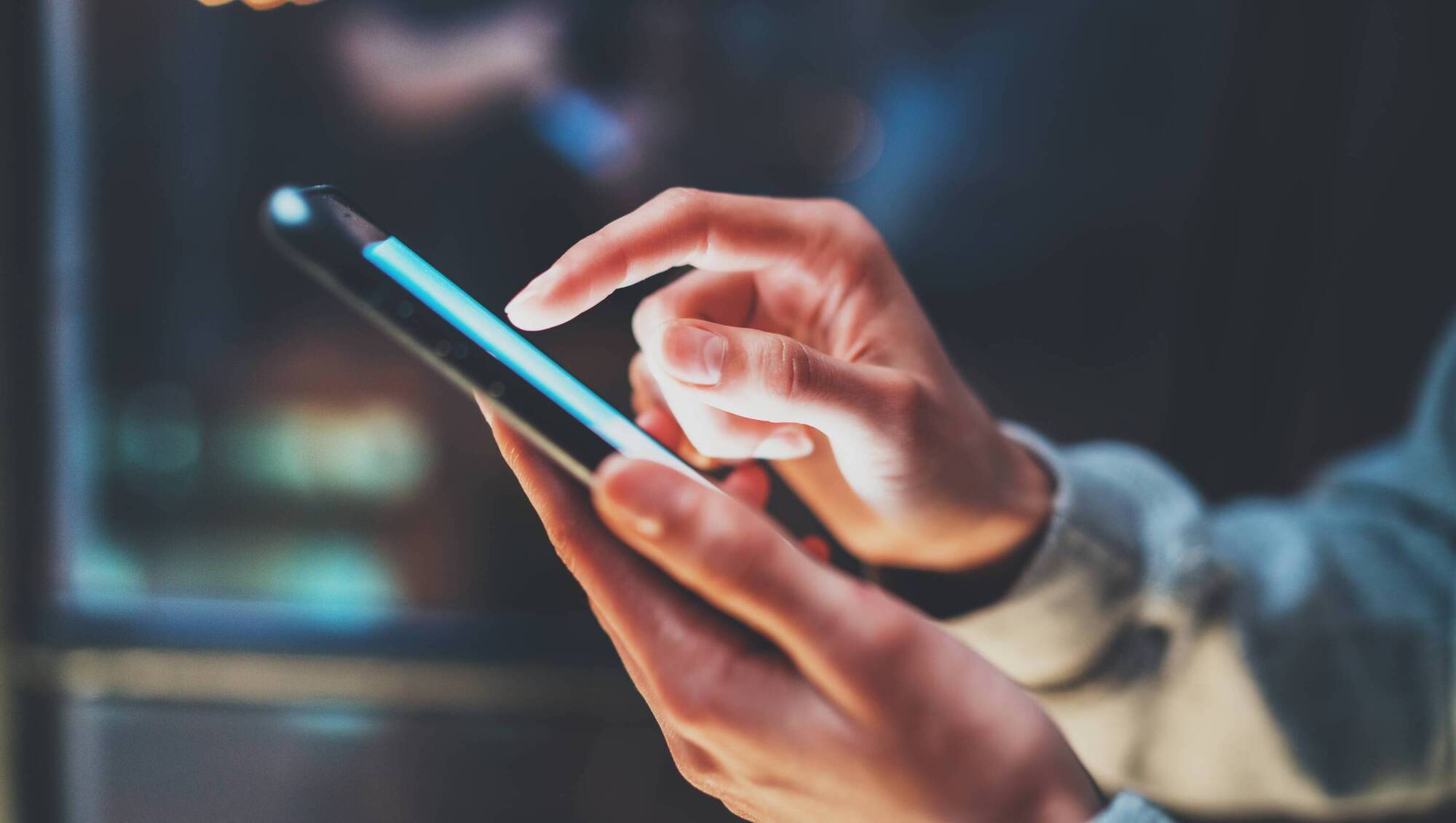 Colin Sheridan: Obsessing over WhatsApp 'ticks' while waiting to hear from Gaza