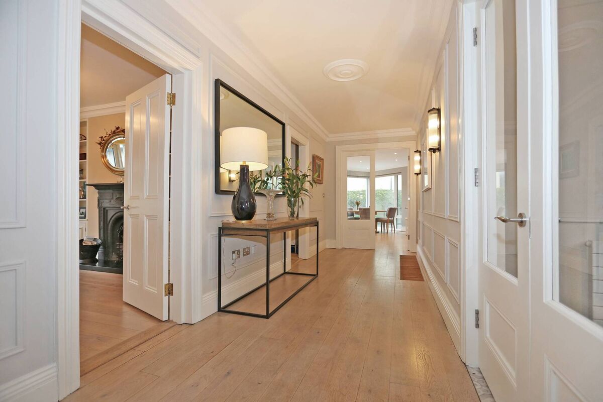 Hallway at Seldon
