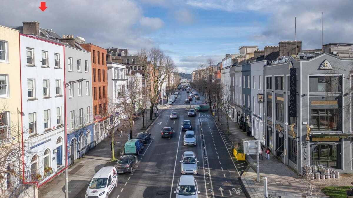 More legal manoeuvres on Cork's South Mall as No 49 goes up for sale for €1.8m - Vimarsana News