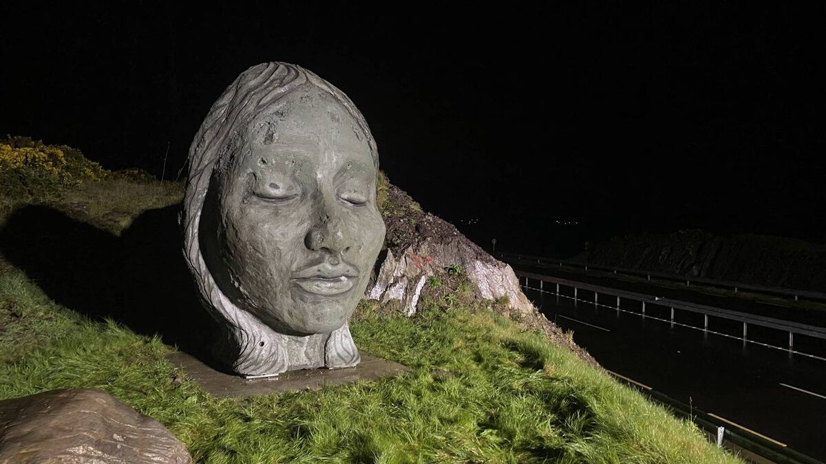 'A testament to our cultural legacy:' Impressive sculptures installed on N22 road near Macroom - Vimarsana News
