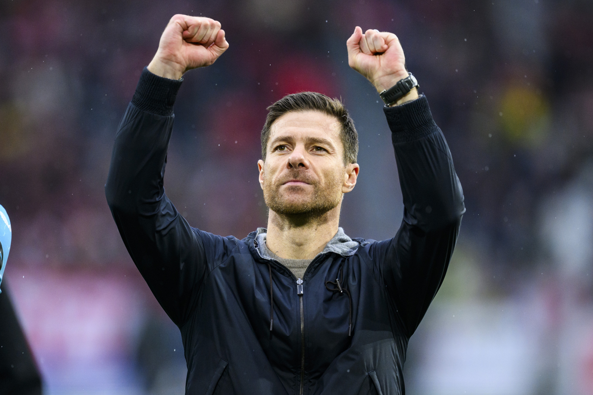 Xabi Alonso announces he will stay at Bayer Leverkusen