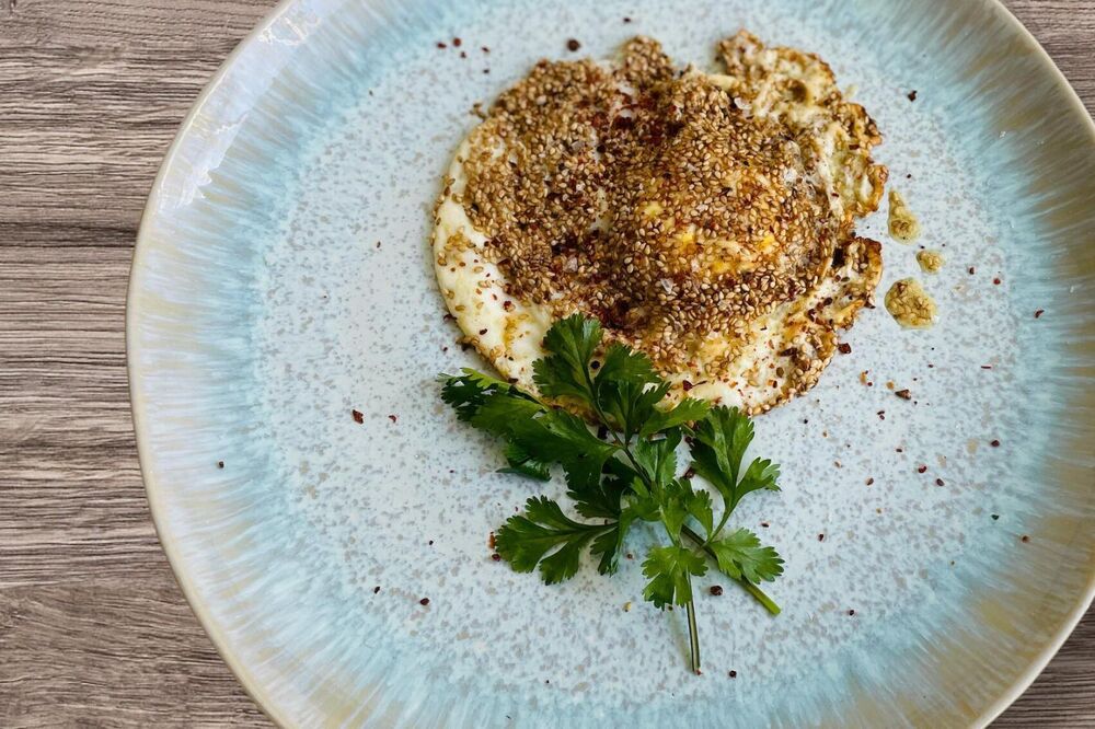 Sesame Fried Eggs