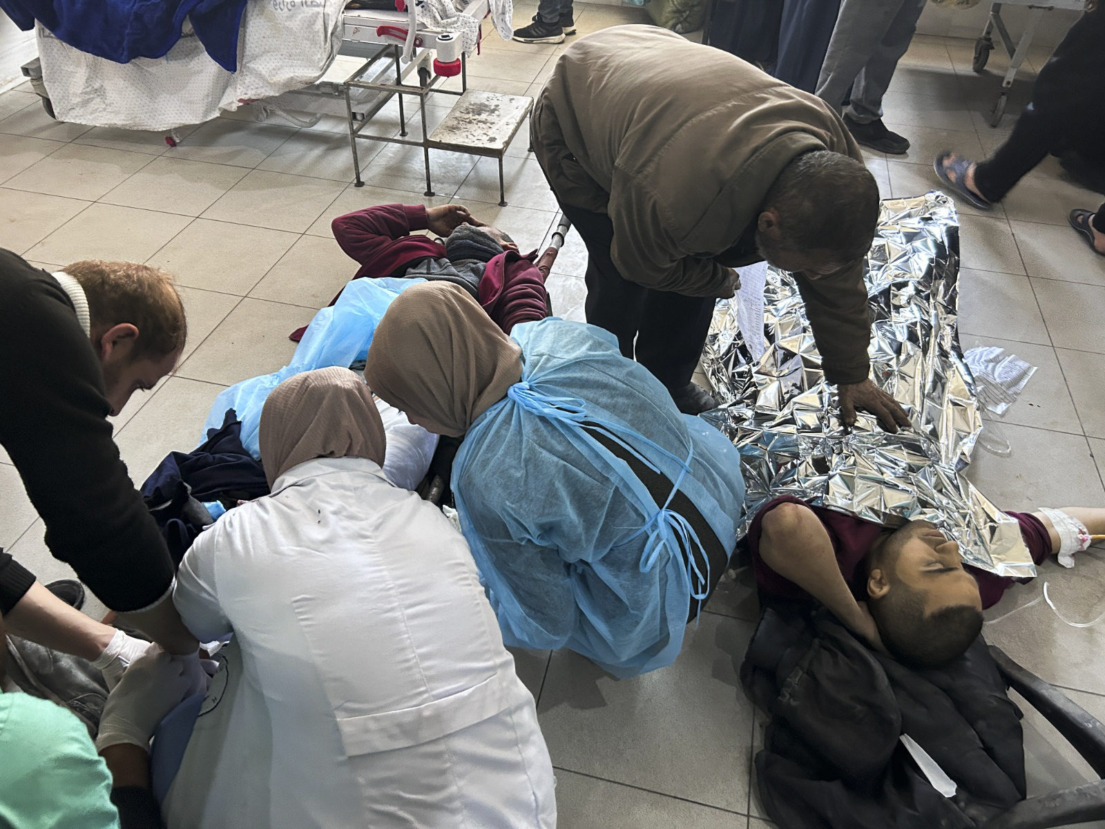 Israeli troops withdraw from Gaza’s main hospital after two-week raid