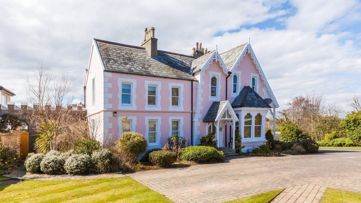 City to Country: Stylish living in pink Dublin 13 property or spacious West Cork stone-clad home for €495k - Vimarsana News