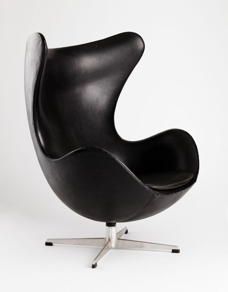 The Arne Jacobsen Egg chair.
