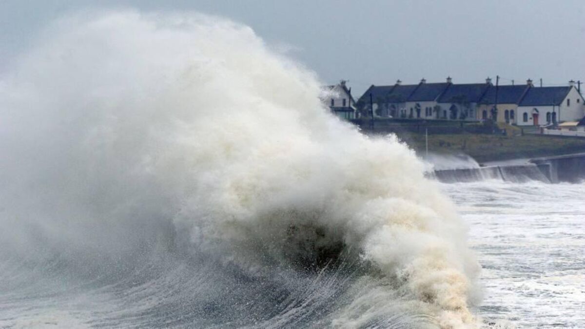 Storm Kathleen: Met Éireann warnings updated with 'unseasonably strong' winds due - Vimarsana News