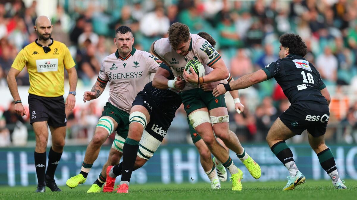 Pau’s Guillaume Ducat and Cian Prendergast of Connacht. Picture: ©INPHO/James Crombie
