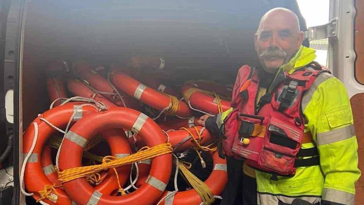 Replacing vandalised lifebuoys costs Cork City Council €20k per year - Vimarsana News