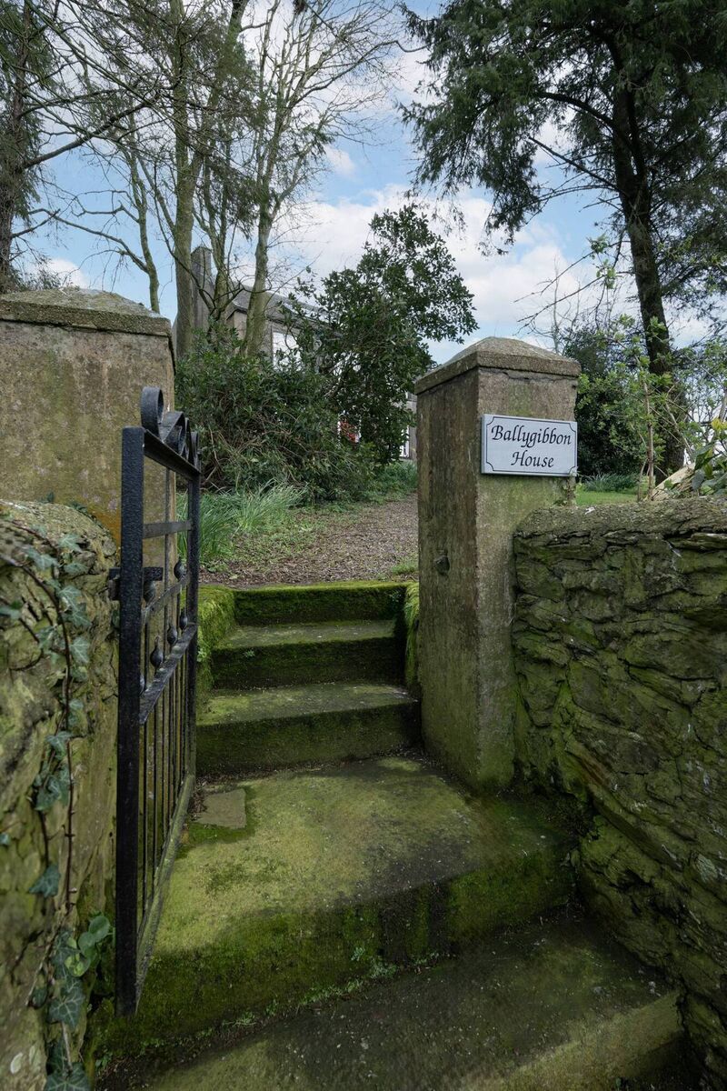 Pedestrian access by the looped walk to Ballygibbon House