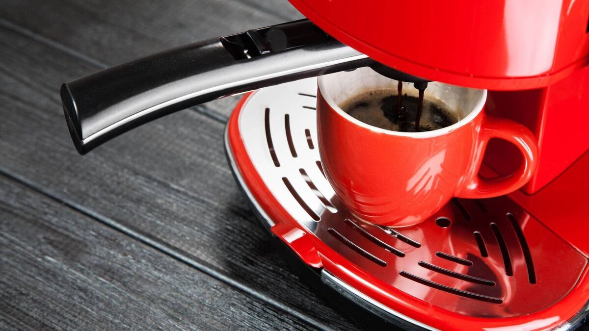 Row brewing on method of caffeine removal from coffee - Vimarsana News