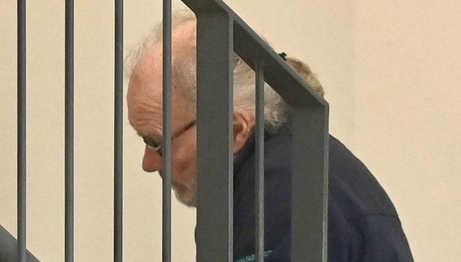 US ‘man of books’ helps in Cork Prison library while awaiting sentencing for passport offences