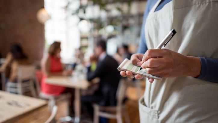 Over 200 restaurants have closed this year costing the economy €288m