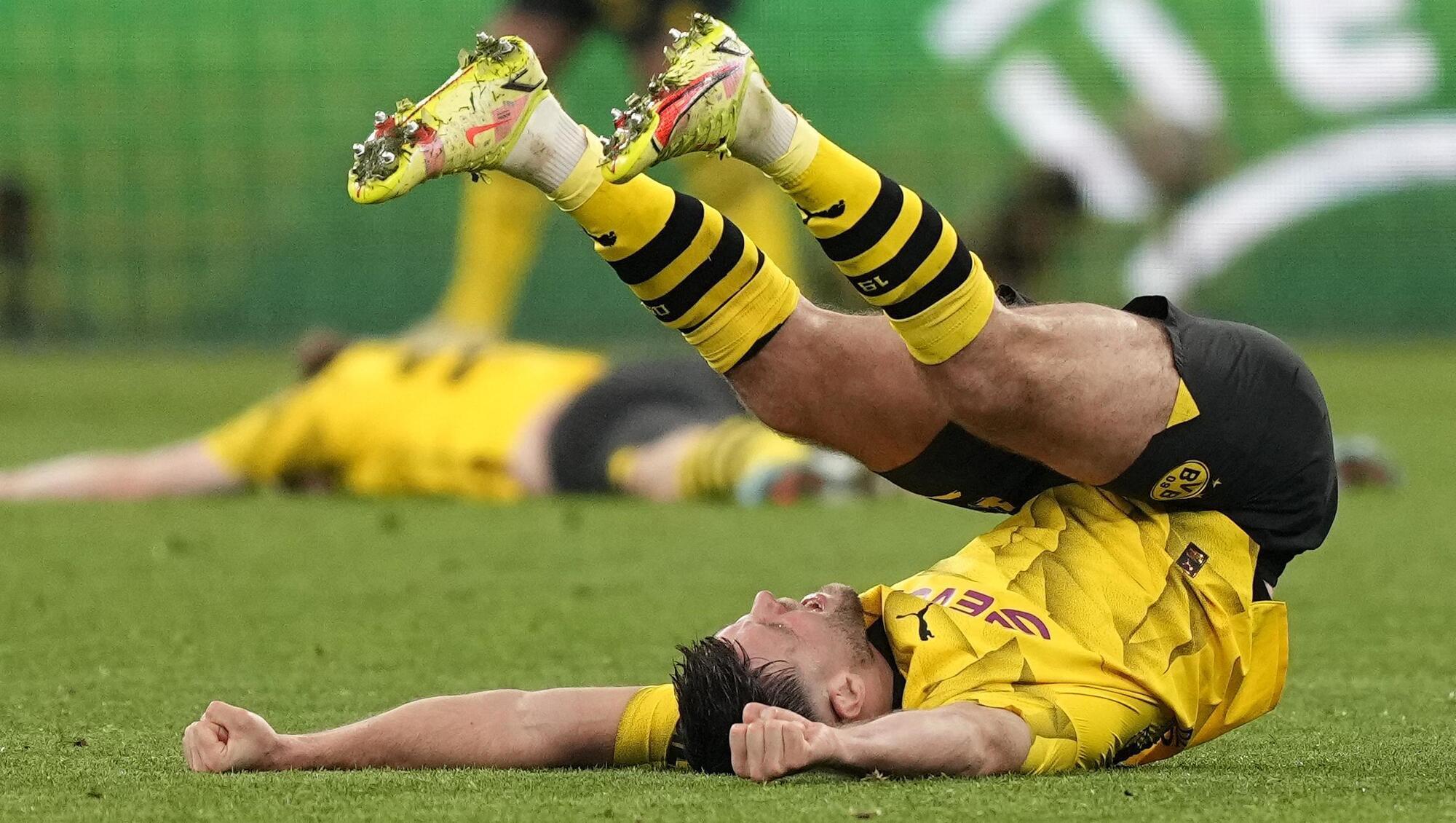 Dortmund down Atletico Madrid in thriller to make Champions League semi-finals