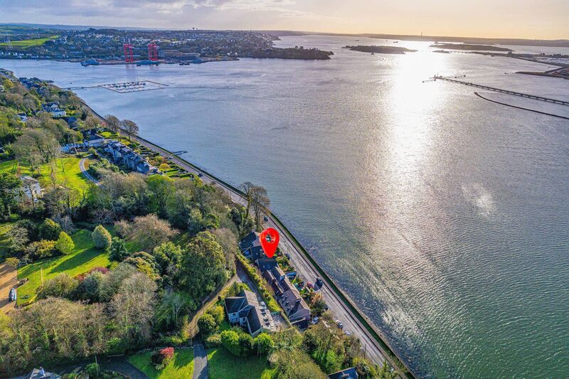 Dip a toe in harbour period home market for €450,000