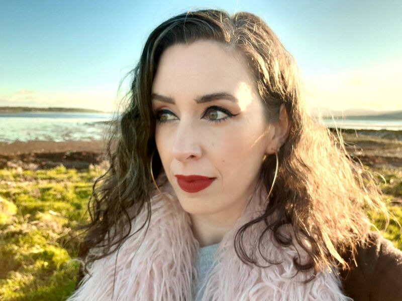 Victoria Kennefick, writer, poet. 