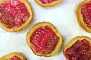 Rhubarb tartlets