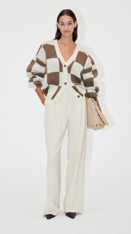 Latte Dressing at Stine Goya