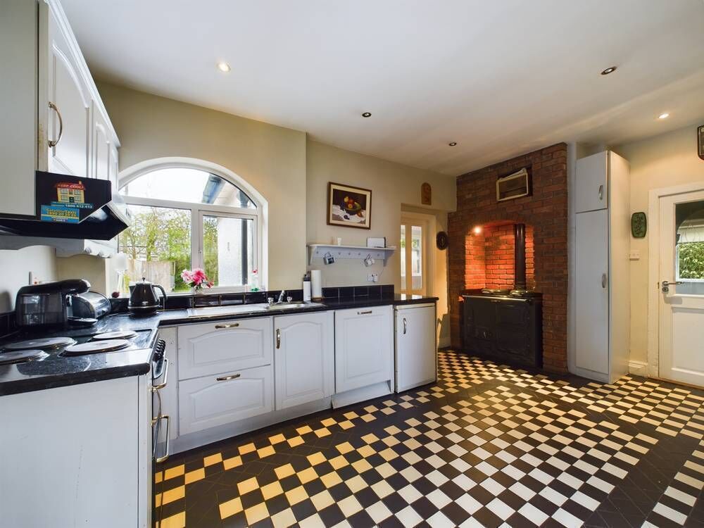 Rosenalee, Laburnum Park, Model Farm Road