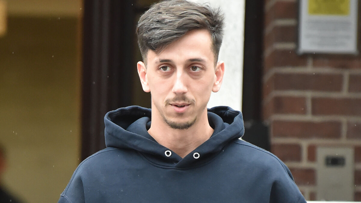 Trio who kept watch over €4m of cocaine in container in Cork while under garda surveillance jailed - Vimarsana News
