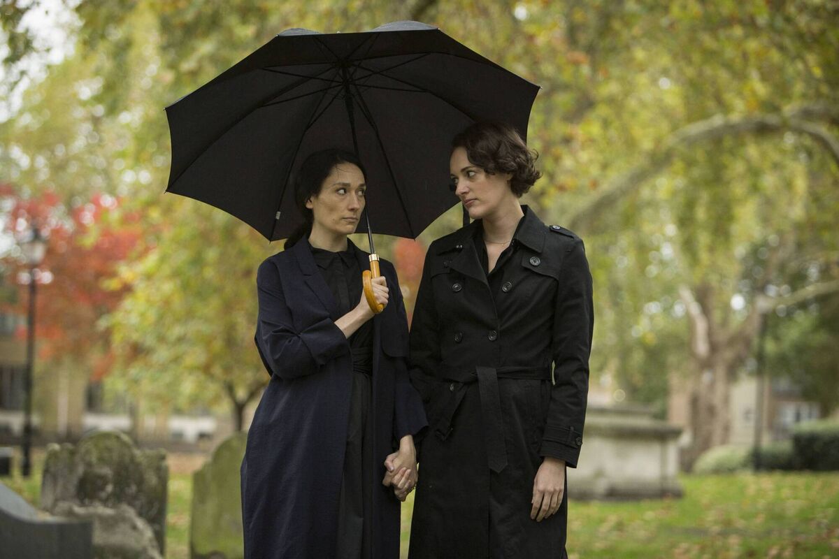 Sian Clifford and Phoebe Waller-Bridge in Fleabag.