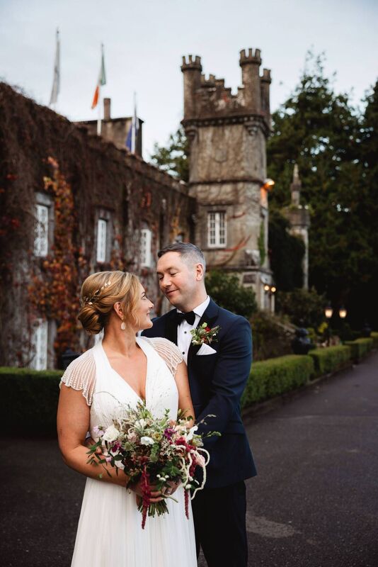 Aoife O’Sullivan and Derek McCarthy with family and guests. Pictures: Emily Doran Photography